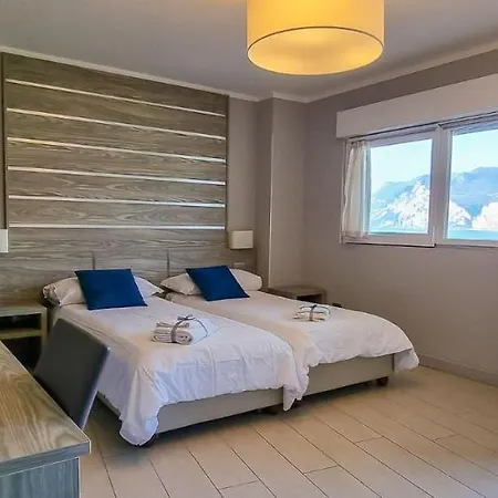Casa Marinella 호텔 3*