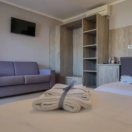 Casa Marinella 말세진느