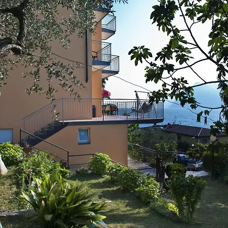 Casa Marinella 호텔 말세진느
